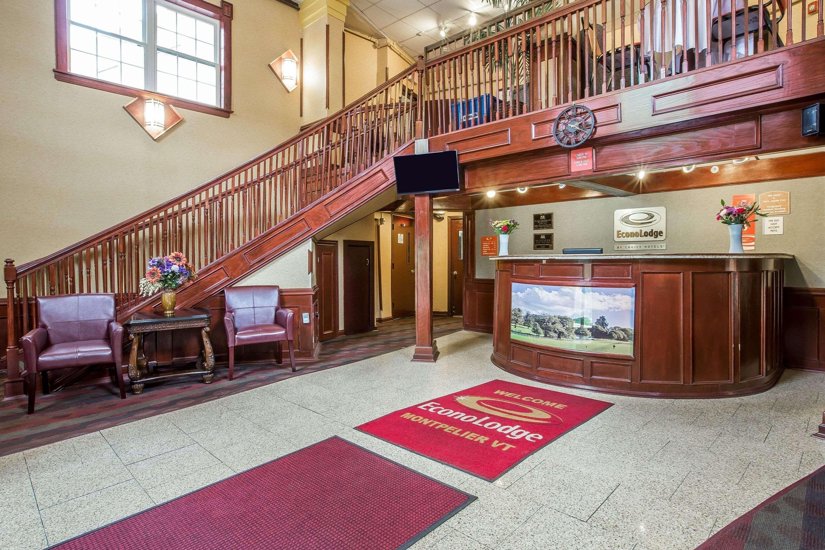 Econo Lodge Montpelier I-89 Exterior photo