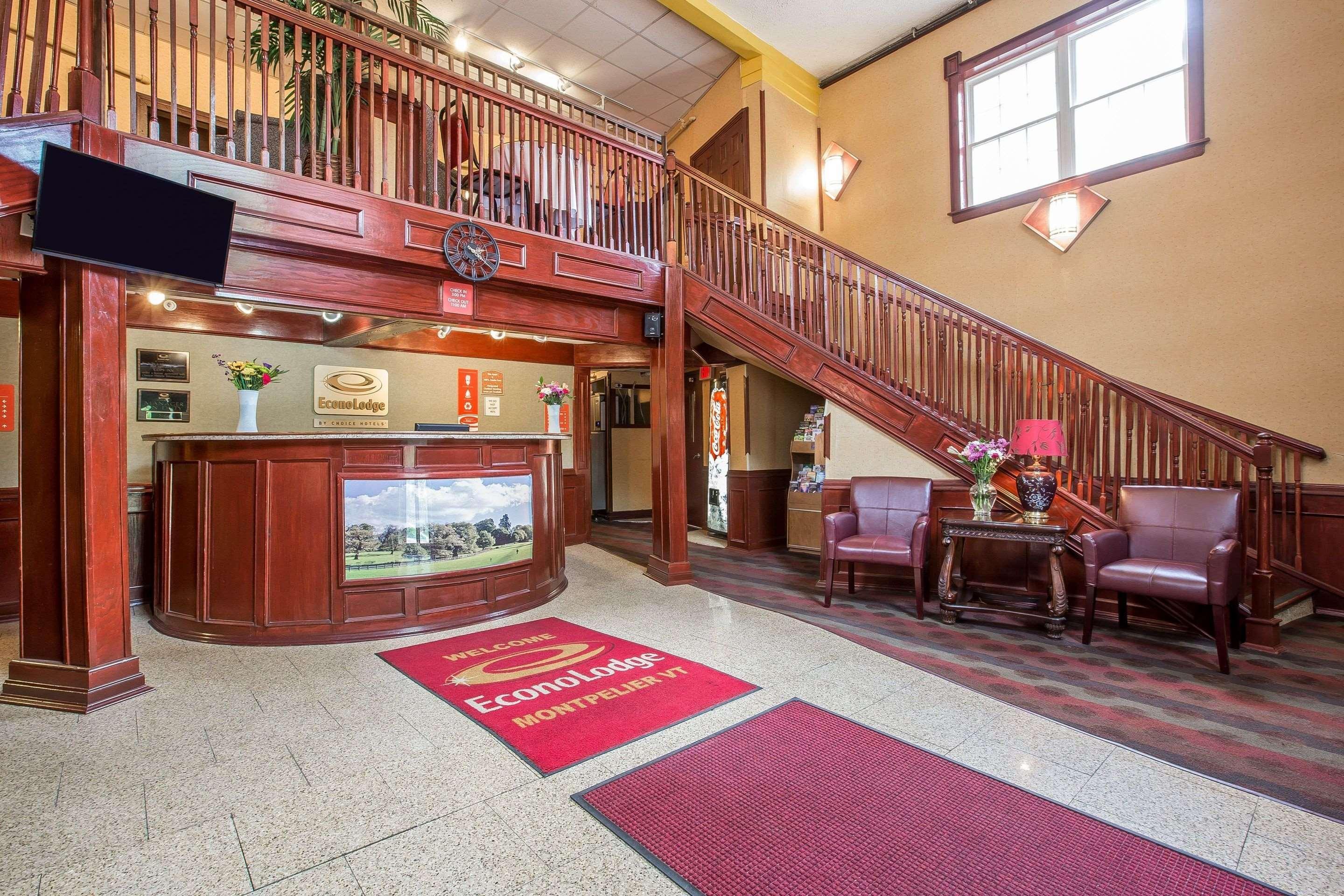 Econo Lodge Montpelier I-89 Exterior photo